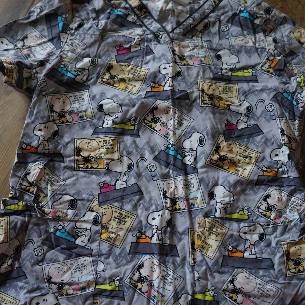 Tooniforms Snoopy "My Dog Didn't Eat My Homework, He Wrote It" Women's Scrub Top